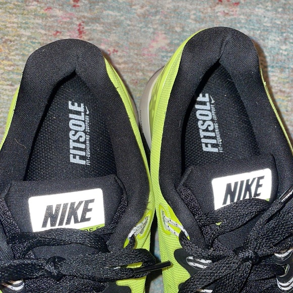 Nike size Youth 7.5 - Volt and Black - Lunarglide 5 - Picture 4 of 6